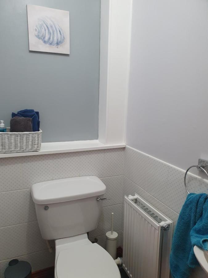 Wiston  The Granary At Tinto Retreats, Biggar Is A Gorgeous 3 Bedroom Stone Cottage מראה חיצוני תמונה