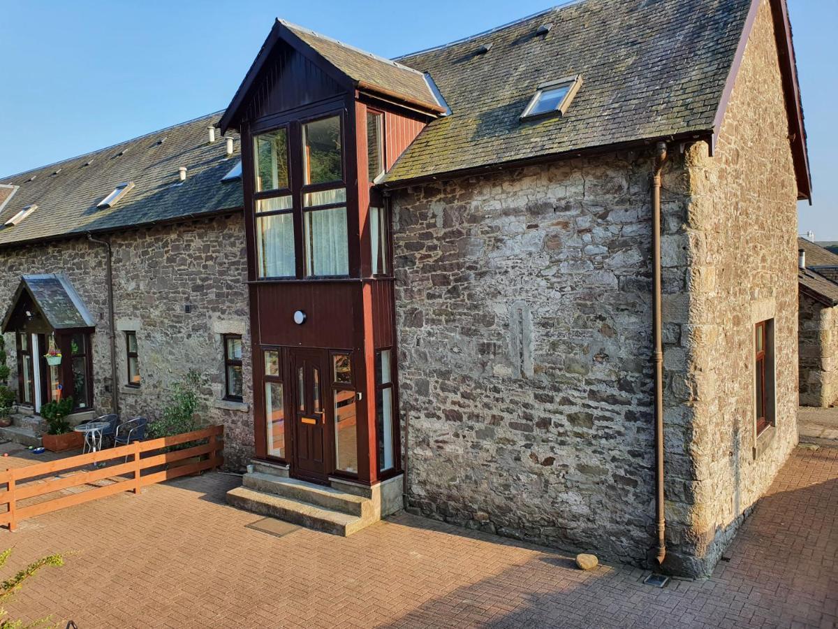 Wiston  The Granary At Tinto Retreats, Biggar Is A Gorgeous 3 Bedroom Stone Cottage מראה חיצוני תמונה